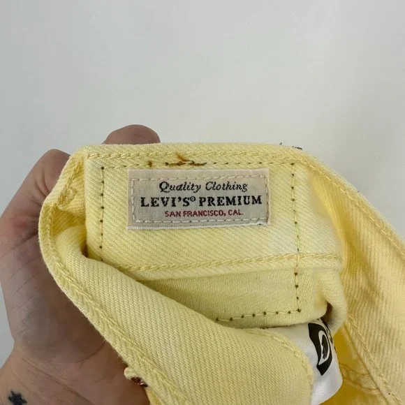Levi's Women’s 501 Original High-Rise Jean Denim Shorts Yellow Tie-Dye Size 29 - Picture 9 of 12